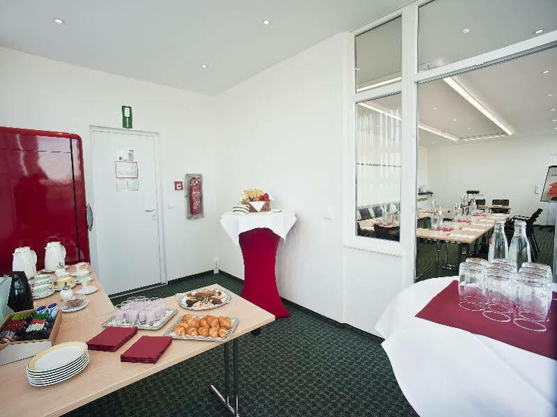 Ibis Zentrum Hotel 3*